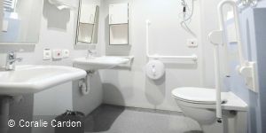 Site Brien : chaque chambre est pourvue d'une salle de bain